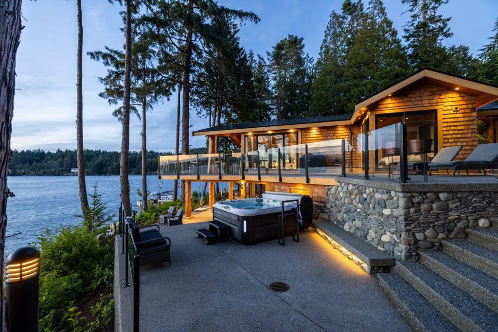 Kingfisher Manor Sooke Exterior foto