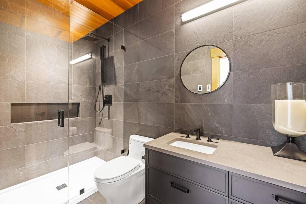 Kingfisher Manor Sooke Exterior foto