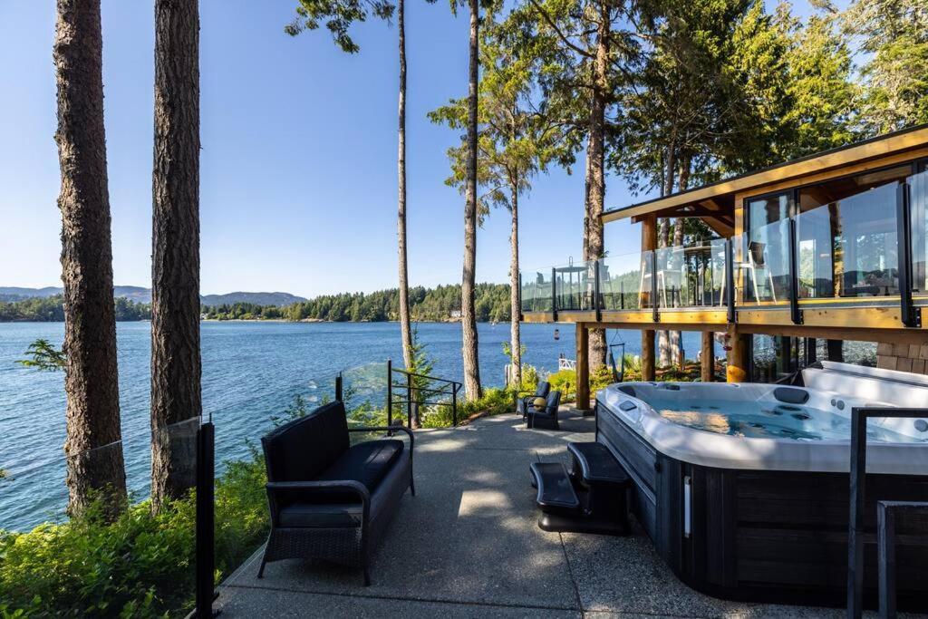 Kingfisher Manor Sooke Exterior foto