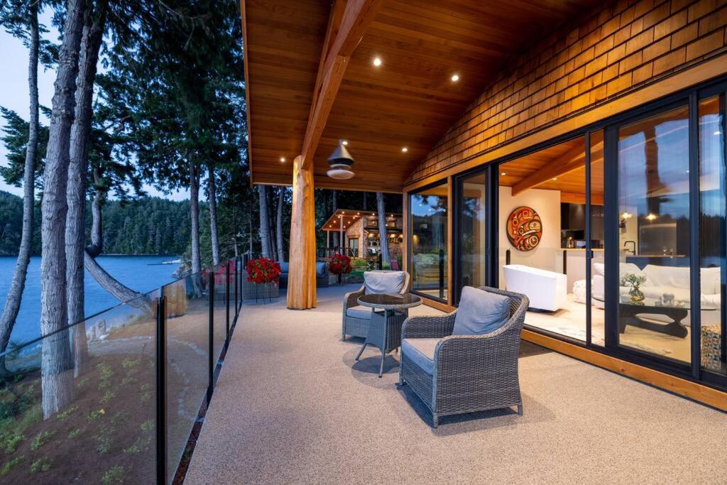 Kingfisher Manor Sooke Exterior foto