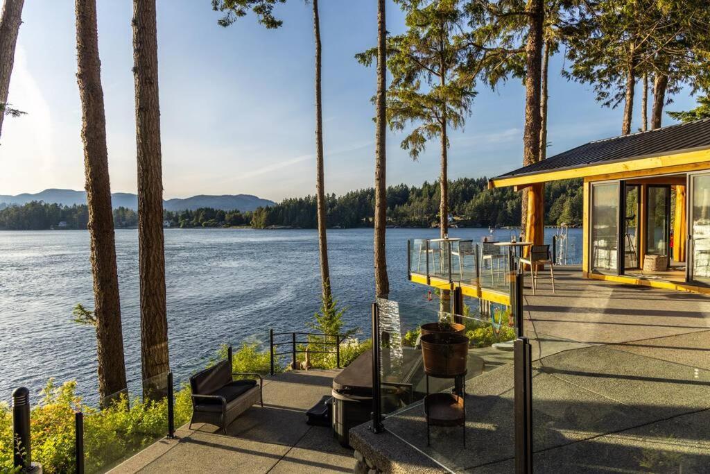 Kingfisher Manor Sooke Exterior foto