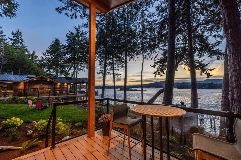 Kingfisher Manor Sooke Exterior foto