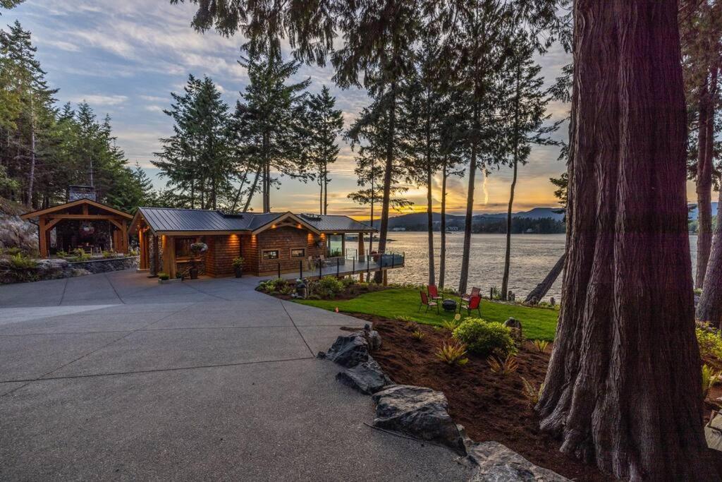 Kingfisher Manor Sooke Exterior foto