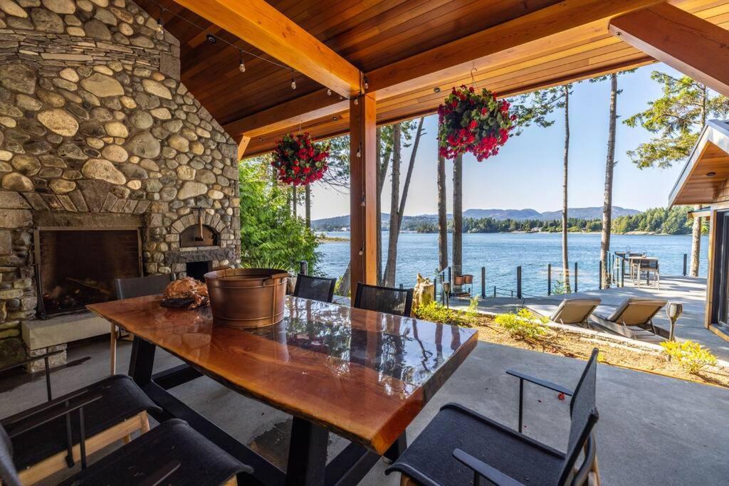 Kingfisher Manor Sooke Exterior foto